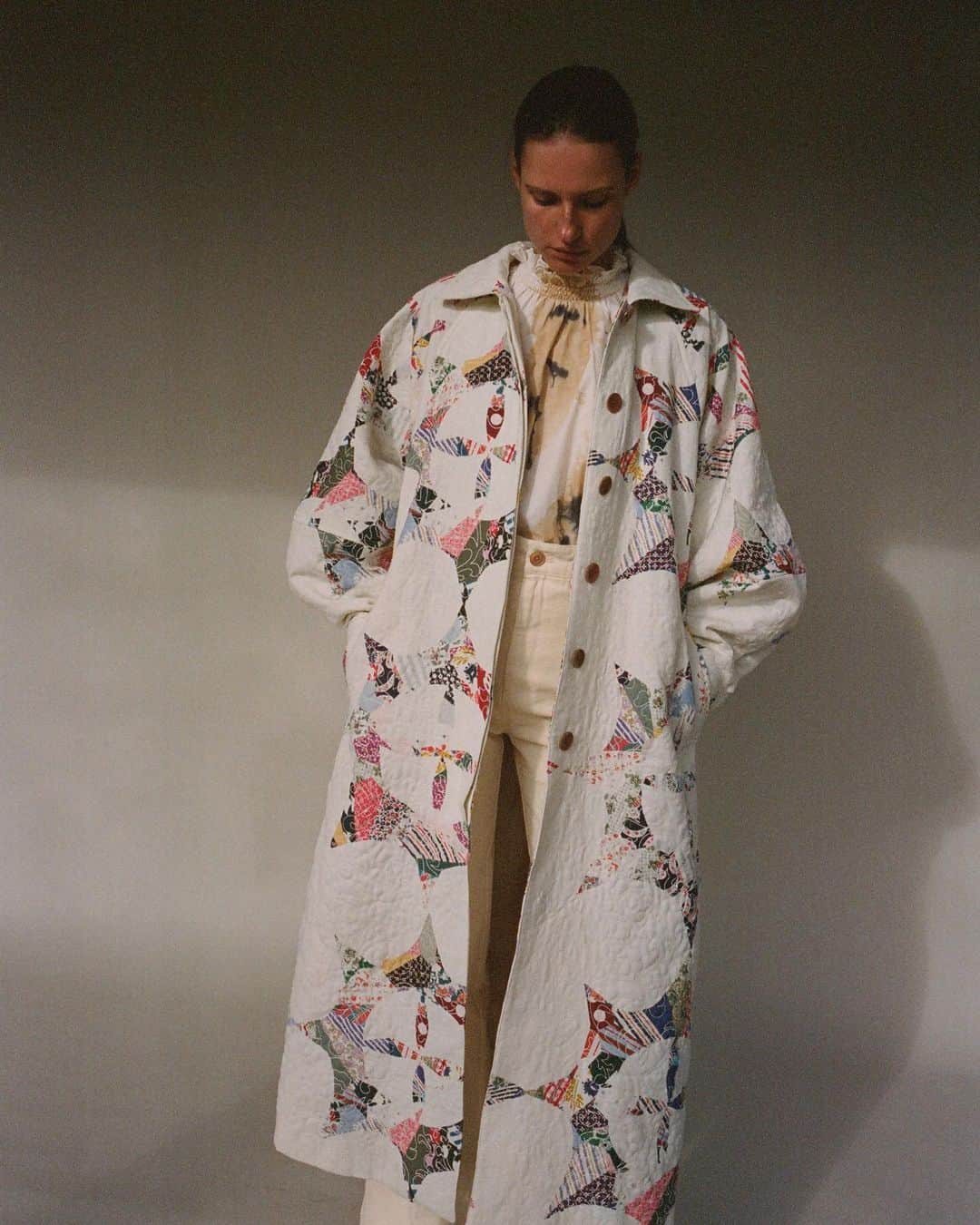 シー ニューヨークさんのインスタグラム写真 - (シー ニューヨークInstagram)「A Closer Look 🤍 The Paloma Patchwork Coat #seapf20 #newarrival」6月28日 23時30分 - seanewyork