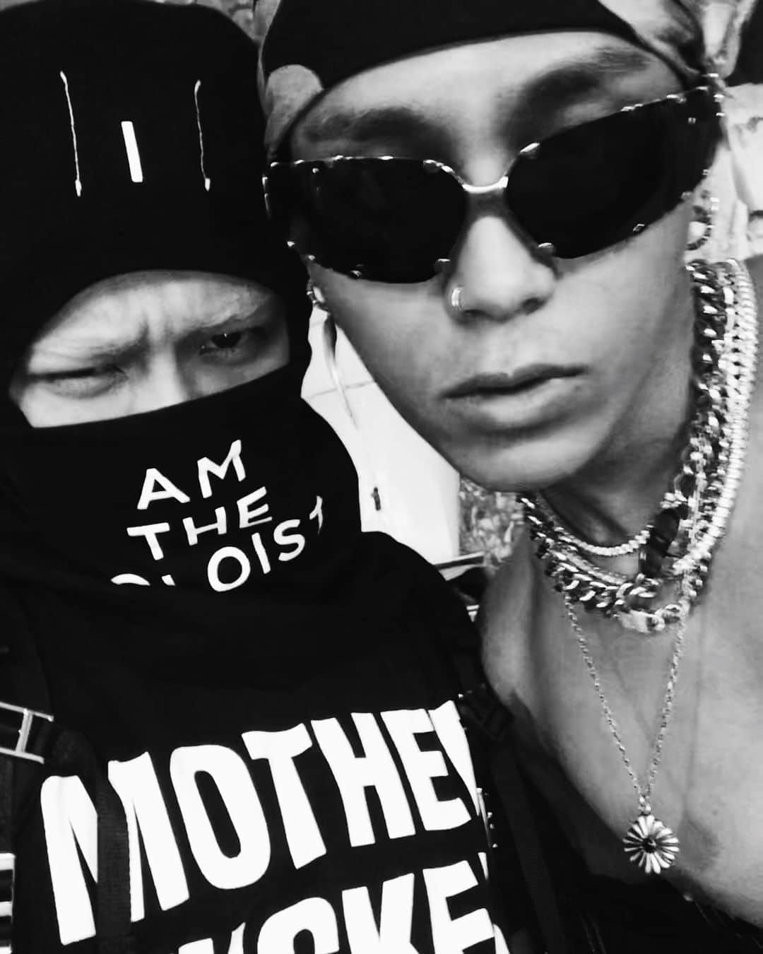 ソン・ファミンのインスタグラム：「2 MIND,1 VISION」