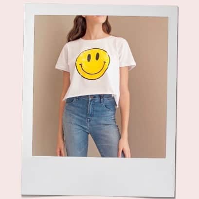 プリンス ピーターのインスタグラム：「Sunday mood😃 Happy Sunday Funday! @lemon_chic . . . . . . . . . . . . . .  #wholesale #ootd #graphictees #stylewild #fashioninsta #createcultivate #fashiongram #fashioninspo #boutiqueshopping #boutiqueclothing #trending #wholesaleclothing #styletrends」