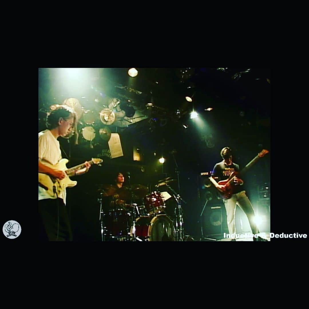 森田悠介さんのインスタグラム写真 - (森田悠介Instagram)「I realized that I should make music. Try not to forget. We had nice music time again, thanks cats! 📣You still can check live archive video from the link on my top page, please check them out☝️ #music #musicianlife #bassplayer #bassist #bajo #bajista #composer #online #gig #streaming  #jazz #fusion #progressive #improvisation #instrumental #hardestworkerintheroom #underarmour #ootd @adamovicbasses  @markbass #adamovic #adamovicbasses  #markbass #markbassamp」6月29日 0時16分 - yusukemorita_bass