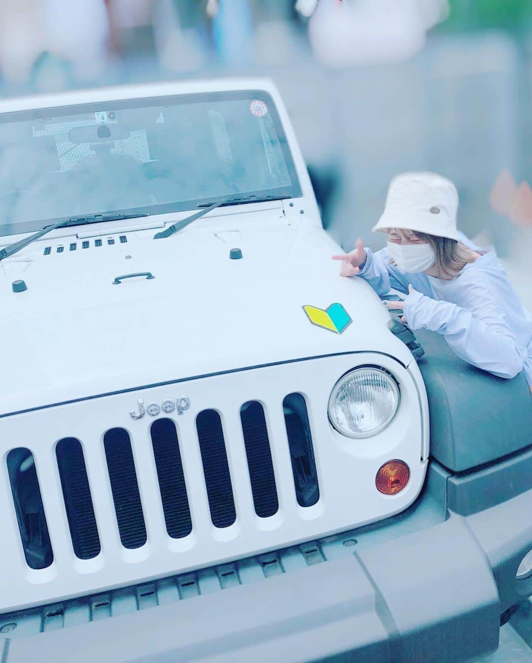 山内あいなさんのインスタグラム写真 - (山内あいなInstagram)「青空ドライブ🚗🤍🚗🤍﻿ 天気が良かったのでドッグランへ﻿ 行ってきたよ🐶🌈﻿ ﻿ おすすめのドライブコースありがとう🤍﻿ 次は遠出したいなぁ☺️✨✨﻿ ﻿ #jeep﻿ #jeepwrangler ﻿ #jeepのある生活 ﻿ #jeepgirl﻿ #jeeplife﻿ #ジープ﻿ #ジープラングラー﻿ #ジープ女子」6月28日 15時43分 - ainayamauchi3131