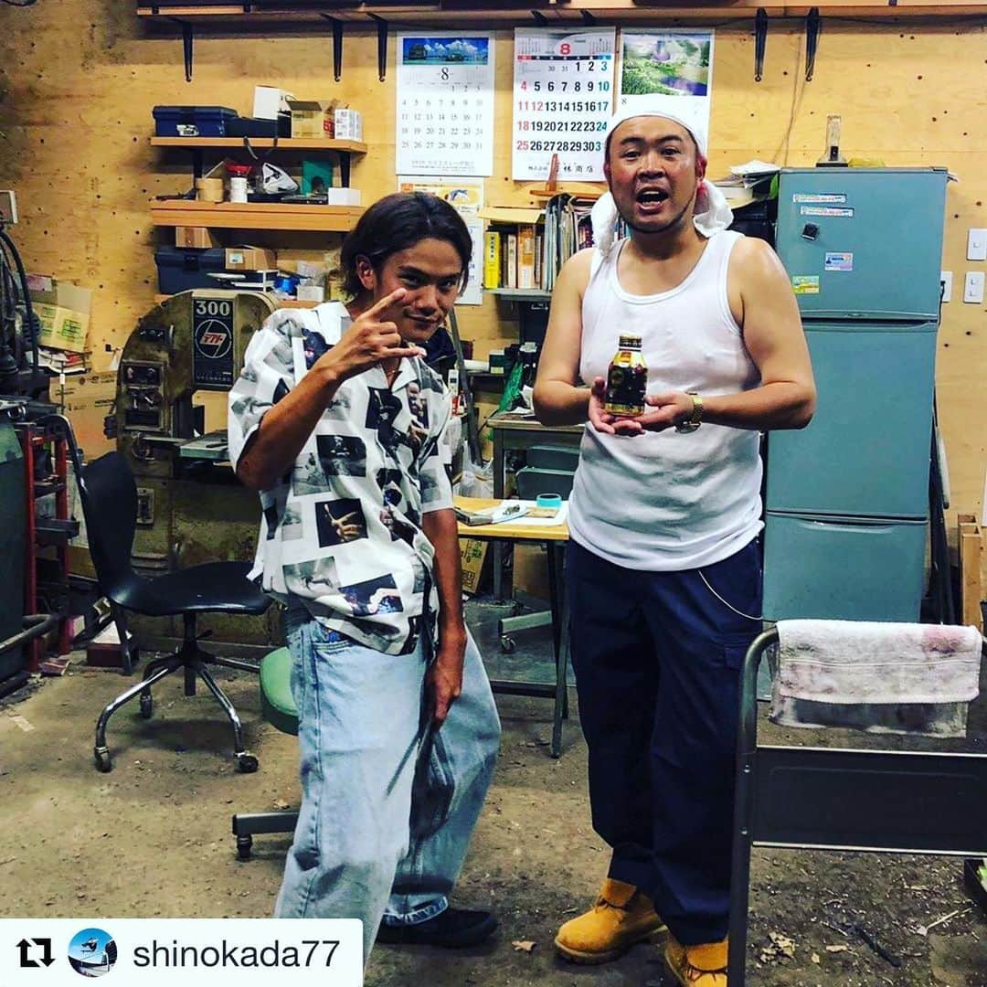 サイプレス上野さんのインスタグラム写真 - (サイプレス上野Instagram)「乳首鬼立ちでござい〼😆😆😆海斗との絡みが楽しみ🔥🔥🔥 #Repost @shinokada77 with @get_repost ・・・ . 映画『STAND STRONG』 #オフショット . 親子役 #K#篠塚鉄郎 . @standstrong_movie #STANDSTRONG  #スタンドストロング #standstrong_movie #skateboard_cinema #skateboarder #CRASHER #スケーター #スケートボーダー #スケボー #中田海斗#佐川涼 #松本崇#日高大作レイ #サイプレス上野 #菊池久志#岡田晋 #7月24日公開」6月28日 19時06分 - resort_lover