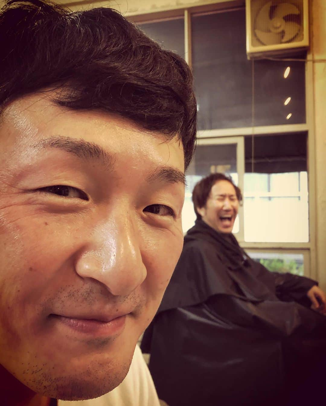 杉本知香さんのインスタグラム写真 - (杉本知香Instagram)「馬場ちゃん&池谷くん✂️😆 くせ毛活かしてスッキリー😆😆 #中目黒美容室#くせ毛 #ロバート馬場#ロバート#馬場裕之 #ジョイマン池谷#ジョイマン#ナナナナー #なんだこいつ#ありがとうオリゴ糖」6月28日 19時54分 - sugimotoc