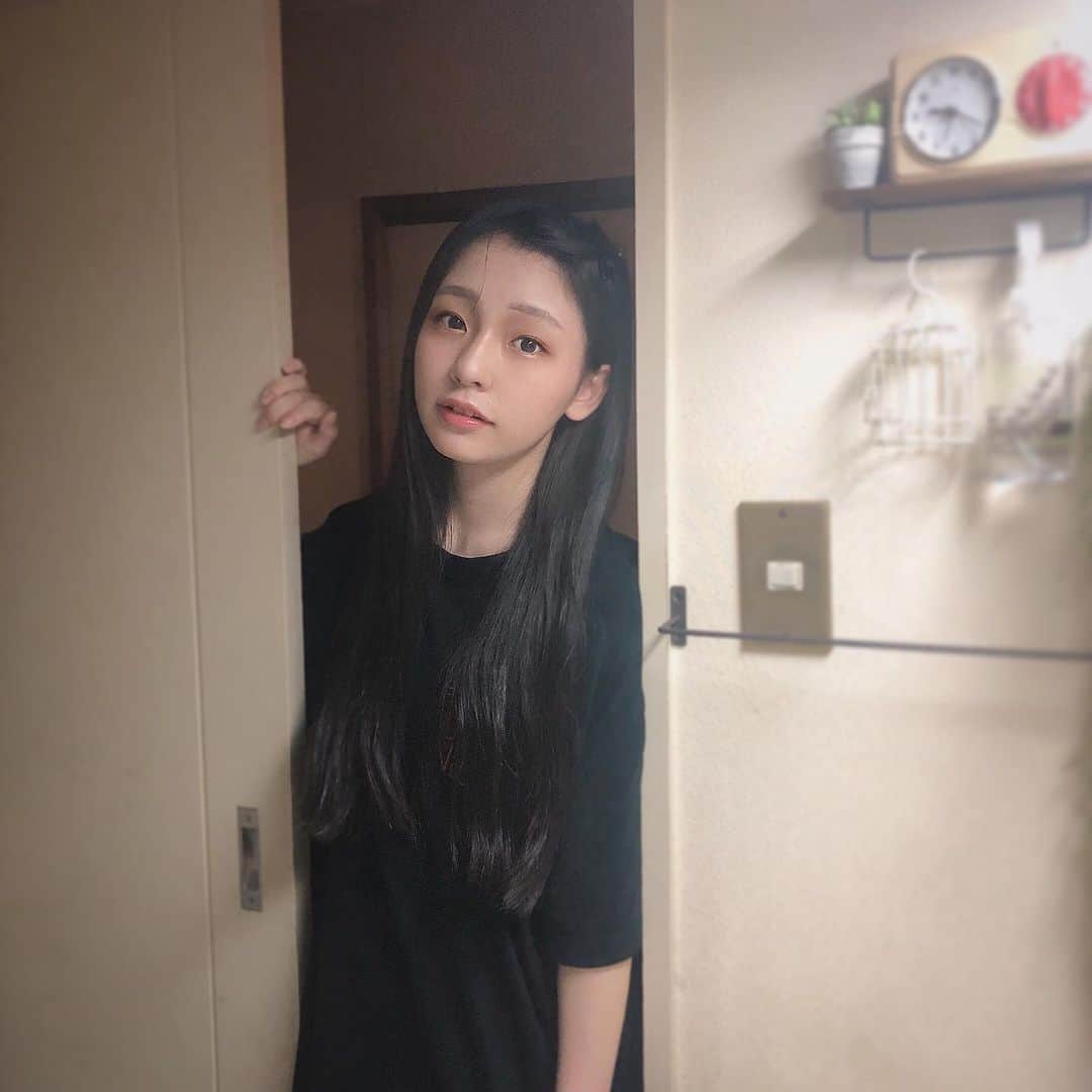 尾野寺みさのインスタグラム：「﻿ ﻿ ﻿ ﻿ ﻿ ﻿ ゆっくりな朝もいいものですね﻿ ﻿ ﻿ #寝坊　﻿ ﻿ ﻿ #アイドル #朝 #デコだし﻿ #off #部屋着 #実家 #日曜日﻿ #17歳 #JK #高校3年生 #尾野寺みさ」