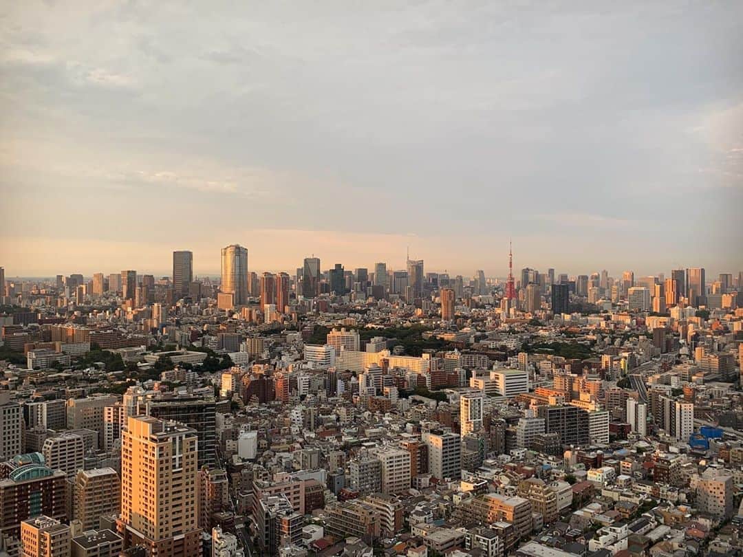 砂川信哉のインスタグラム：「TOP of YEBISU」
