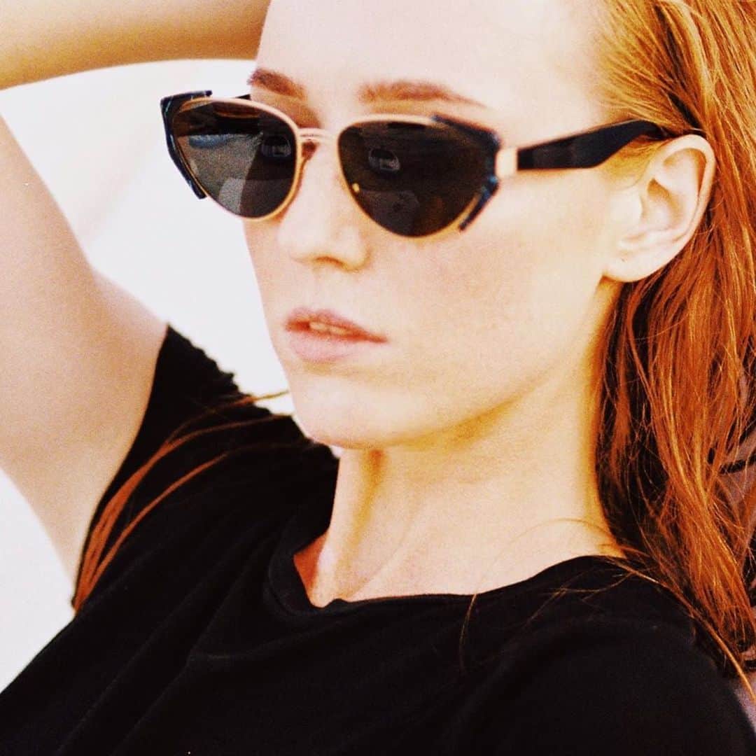 Meganさんのインスタグラム写真 - (MeganInstagram)「Zanzan GALA sunglasses 🕶 Handmade in Italy ☀️ #サングラス #선글라스 #lunettes #occhiali #sunglasses #eyewear #handmadeinitaly #slowfashion #buybetterbuyless #zanzaneyewear」6月28日 20時58分 - zanzan_domus