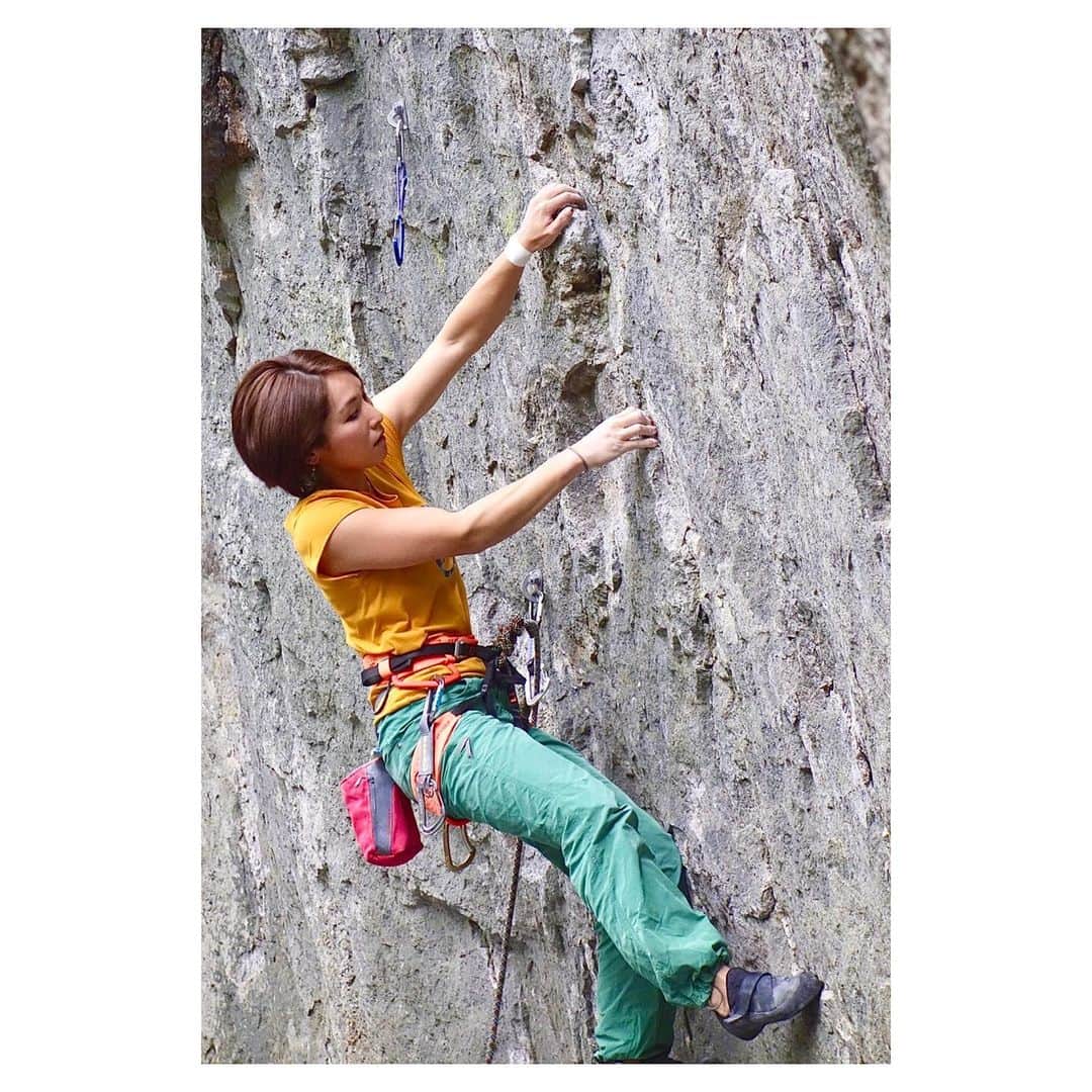小林由佳のインスタグラム：「Back on Rock. Looks like I can't stop laughing during a climbing even though this route is too hard for me. ・ ・ @mammut_japan  @unparallelup  #mammut #localadventurechallenge」