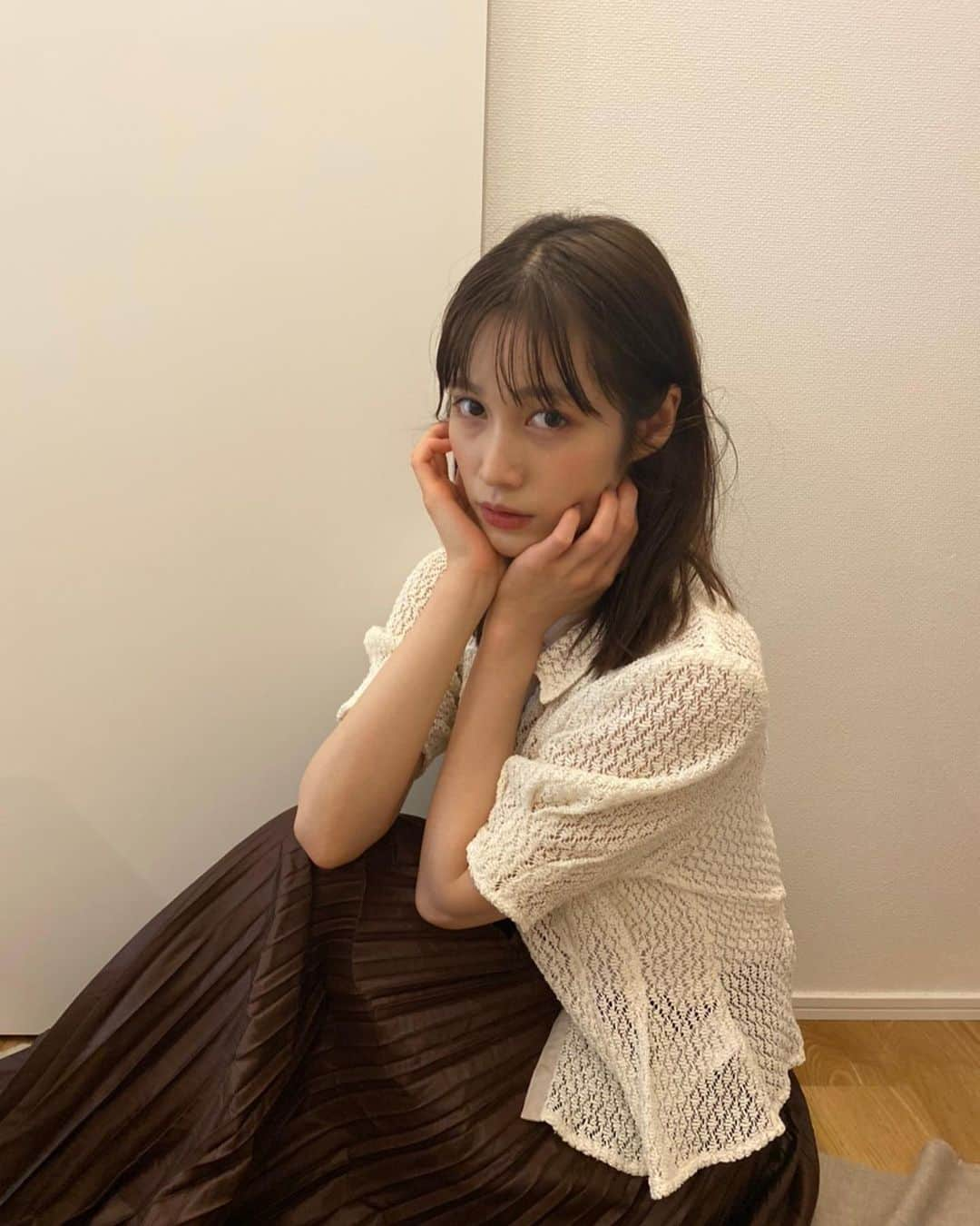 中村ゆりかさんのインスタグラム写真 - (中村ゆりかInstagram)「友達が撮ってくれました...話しながら、リラックスしながらなので楽しかったです👼🏻🌼 まだあるのでまた載せますね...」6月28日 21時27分 - yurikanakamura_official