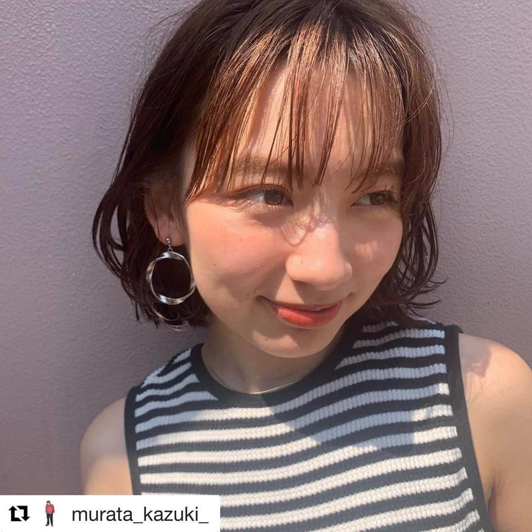 THROW 【スロウ】さんのインスタグラム写真 - (THROW 【スロウ】Instagram)「#Repost @murata_kazuki_ with @get_repost ・・・ hair by me✂️ ﻿ ﻿ 前髪で印象は変わります✨　﻿ 最近はラウンドバングで束感がでるような質感が好きです😊　﻿ ﻿ ﻿ ﻿ ﻿ ﻿ ﻿ コロナ対策﻿ ﻿ 消毒　﻿ マスク﻿ 換気　﻿ 席の間隔 ﻿ 予約制限﻿ 短縮営業﻿ ﻿ ﻿ ﻿ お店でできることは徹底してます﻿ ﻿ 髪のお悩み全て解消します😊﻿ ﻿ ﻿ カウンセリングも僕の強みの一つなので、しっかり話し合いながらヘアスタイルを考えていきたいので、最初の相談のお時間はしっかりとお取りします✨ ﻿ ﻿ 安心感のある施術と接客を心がけています！！😊﻿ ﻿ ﻿ ﻿ 10代〜60代まで幅広く対応致します✨﻿ ﻿ ﻿ ﻿ ﻿ 🌿村田のこだわり🌿 ﻿ ﻿ バランス、質感、日常でまとまるスタイルを考えて切っています✨ ﻿ ﻿ ﻿ ﻿ ☑︎毎朝のスタイリングが上手くいかない﻿ ﻿ ☑︎髪質、髪型にお悩みの方 ﻿ ﻿ ☑︎気分を変えたい方 ﻿ ﻿ ☑︎自分にどんな髪型が似合うのか ﻿ ﻿ ☑︎小顔にみせたい ﻿ ﻿ ﻿ ⭐️一度お任せください ﻿ ﻿ ﻿ DMでカウンセリングも可能です！😊 ﻿ ご気軽にご連絡ください✨ ﻿ ﻿ ﻿ ﻿ ﻿ ﻿ ﻿ 【ご予約方法】 ﻿ ホットペッパー、TEL、LINE 、DMでもご相談ください🙇　﻿ ﻿ ﻿ 【営業時間】　﻿ 火、水、金、土曜日　10：00 〜20：00 ﻿ 木、日曜日 　10：00〜19：00﻿ ﻿ ﻿ 【場所】　﻿ BLANDO ﻿ TEL 03-5969-8853 ﻿ ﻿ 東京都調布市仙川町1-16-8マルジュウビル2F ﻿ 京王線　仙川駅　徒歩3分　﻿ ﻿ ﻿ ﻿ ﻿ ﻿ ﻿ ﻿ ﻿ ﻿ ﻿ ﻿ ﻿ #blando#muratastyle#仙川#調布#京王線#ロブ#ボブ#切りっぱなしボブ#レザーカット#ショートボブ#カジュアル#ヘルシー#ナチュラル#アレンジ#ヘアアレンジ#スロウカラー#lala_hair#シースルーバング#ミルクティーカラー#おくれ毛#あざと可愛い#l4l#followme﻿ ﻿ ﻿」6月28日 21時20分 - throwcolor