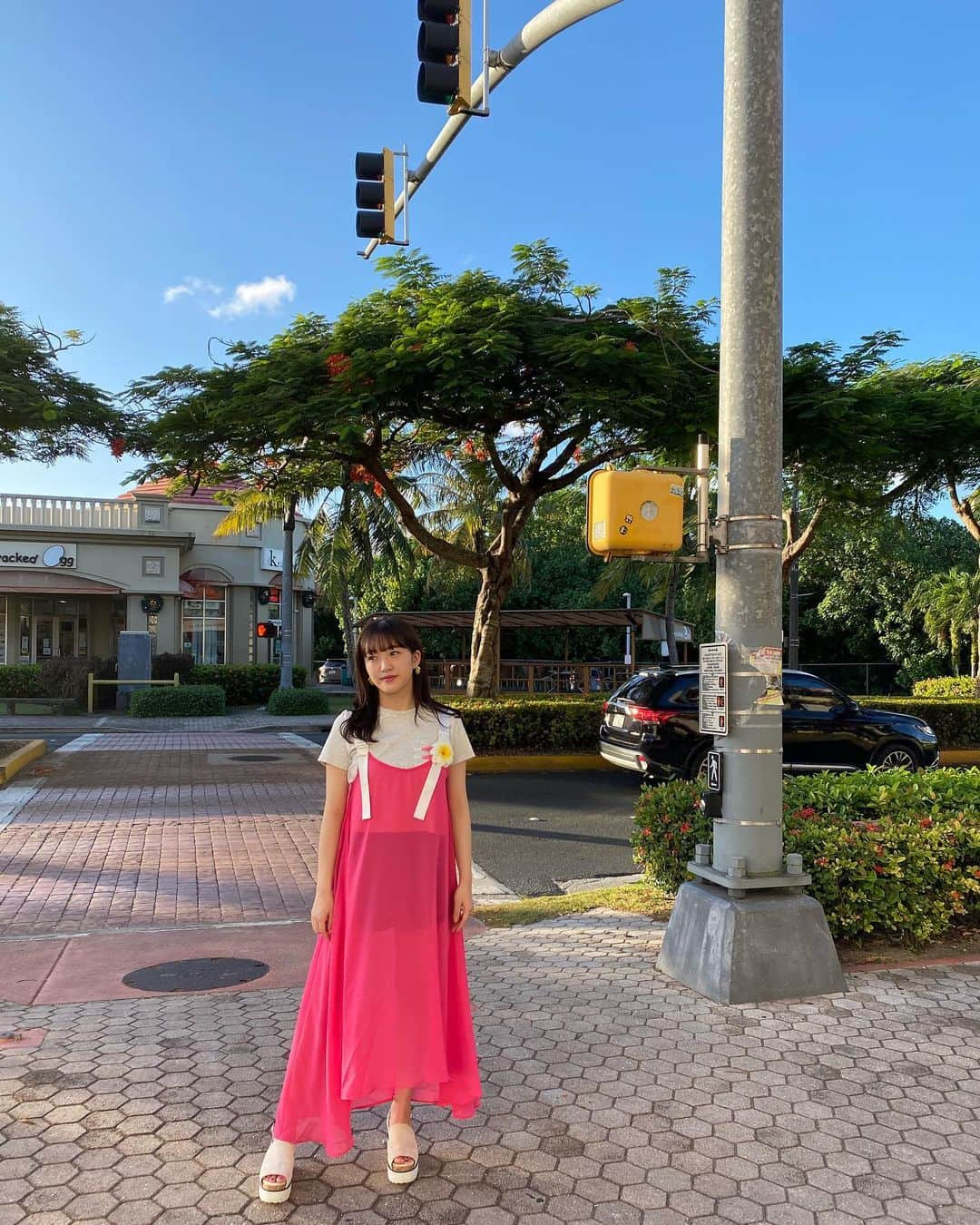 田島芽瑠さんのインスタグラム写真 - (田島芽瑠Instagram)「Guam Pictures🌺📸bymom﻿ Ini adalah gambar Guam🌺﻿ Terima kasih atas semua dukungan dari Indonesia💕﻿ Saya senang karena ada banyak penggemar Indonesia🥰🥰﻿ ﻿ Saya berharap dapat melihat Anda suatu hari nanti✨﻿ Dukungan mulai sekarang🙇‍♀️﻿ ﻿ 夏が似合うな〜って自分でも思います😂﻿ やっぱり夏が一番好き🌻💙﻿ ﻿ #グアム #グアム旅行 #guam #guamtrip #guam🌴 #instaguam #🇬🇺 #🇬🇺✈️🇯🇵 #インスタグアム #グアム島 #グアム好き #海外旅行 #旅行 #trip #travel #タビジョ #南国 #海外 ﻿ #夏コーデ #夏服 #夏 #summer #summerfashion #idola #musimpanas #imut #followme #repost #guamlife #ぐあむ」6月28日 21時33分 - meru_chan_official