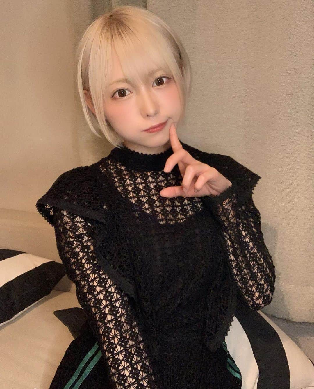 篠崎こころのインスタグラム：「🍓」