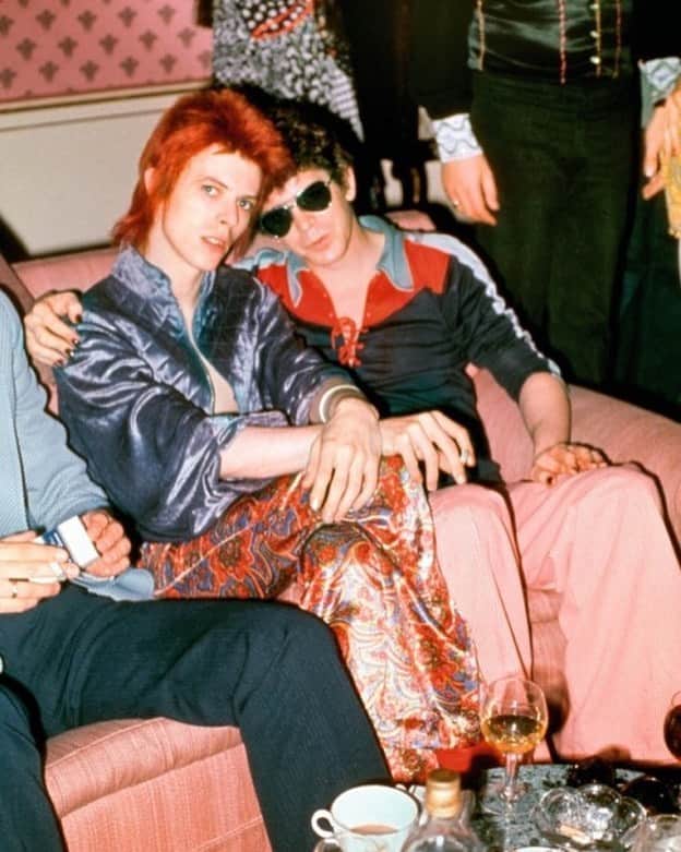 大森美希さんのインスタグラム写真 - (大森美希Instagram)「David Bowie & Lou Reed, Dorchester Hotel, London, 1972, by Mick Rock  #todaysmood #davidbowie #loureed #mickrock #todaysphoto #70sfashion #70smusic #glamrock #fashion #style #mode #ziggystardust #70sculture #70srock #今日のムード #デヴィッドボウイ #70年代ファッション #70年代ロック #グラムロック #ジギースターダスト #70年代カルチャー #ファッション #モード #音楽 #アーティスト #アート #ファッションアイコン #スーパースター #カルチャー #ルーリード」6月28日 22時03分 - mikiomori_