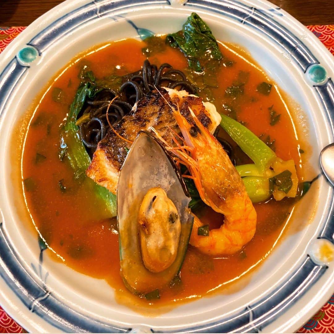 のインスタグラム：「2020.06.20(sat)  Birthday French lunch🍽① ※My Birthday 06.18※  #誕生日 #誕生日ランチ #6月  #天赦日 #20200620 #誕生日祝い #記念日  #バースデー #バースデーランチ #誕生日ケーキ #誕生日プレート  #フレンチ #フランス料理 #コース料理 #ステーキ #肉 #海鮮 #魚料理 #パスタ #グルメ #グルメ好きな人と繋がりたい  #神戸 #神戸市 #神戸グルメ #神戸ランチ #神戸市北区 #谷上 #兵庫 #食べログ高評価 #食べスタグラム」