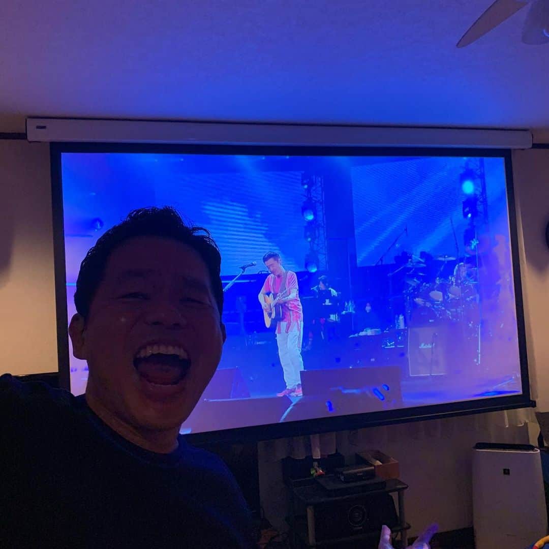 のインスタグラム：「サザンライブ！最高すぎてやばい！やばい！」
