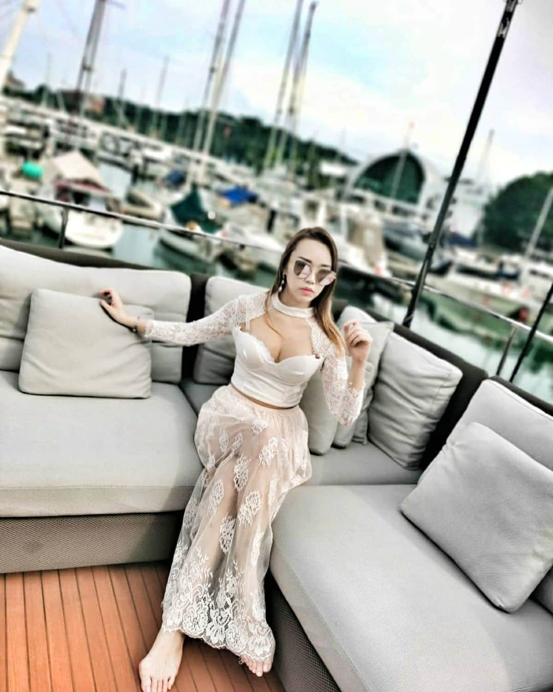 Nicole Chenさんのインスタグラム写真 - (Nicole ChenInstagram)「Phase 2 in Singapore, Lovin time to start renting ok ! Inbox @luxurysensationgroup min 5pax for now! #singapore #lifestyle #yacht #huaweip30pro」6月28日 23時03分 - nicolechen.tv