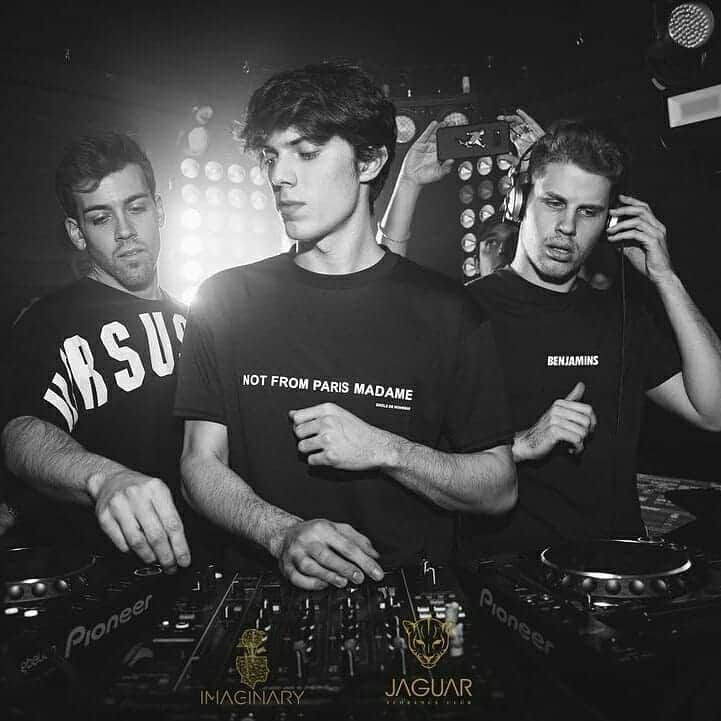 Spinnin' Recordsさんのインスタグラム写真 - (Spinnin' RecordsInstagram)「Full lineup reveal! @ayormusic, @valy_mo, @byormusic, @sunstarsitaly, @rudeejayofficial , @dabrozz, @djsfrommars and @reecelowartist are going to bring some heat to this Friday's @musicalfreedom Unlimited stream 🔥 ​ ​#SpinninRecords #MusicalFreedomUnlimited」6月25日 2時37分 - spinninrecords