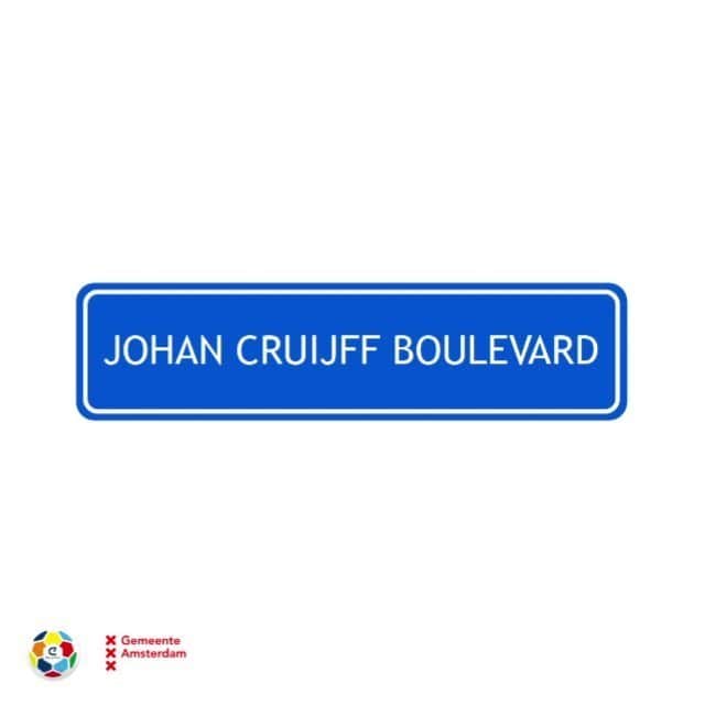 ヨハン・クライフのインスタグラム：「In gang gezet door wijlen burgemeester van der Laan en afgerond door burgemeester Halsema: de stad Amsterdam heeft een straat naar Johan Cruijff vernoemd. 😍  #CruyffLegacy #JohanCruijffBoulevard #Amsterdam #JohanCruijff」