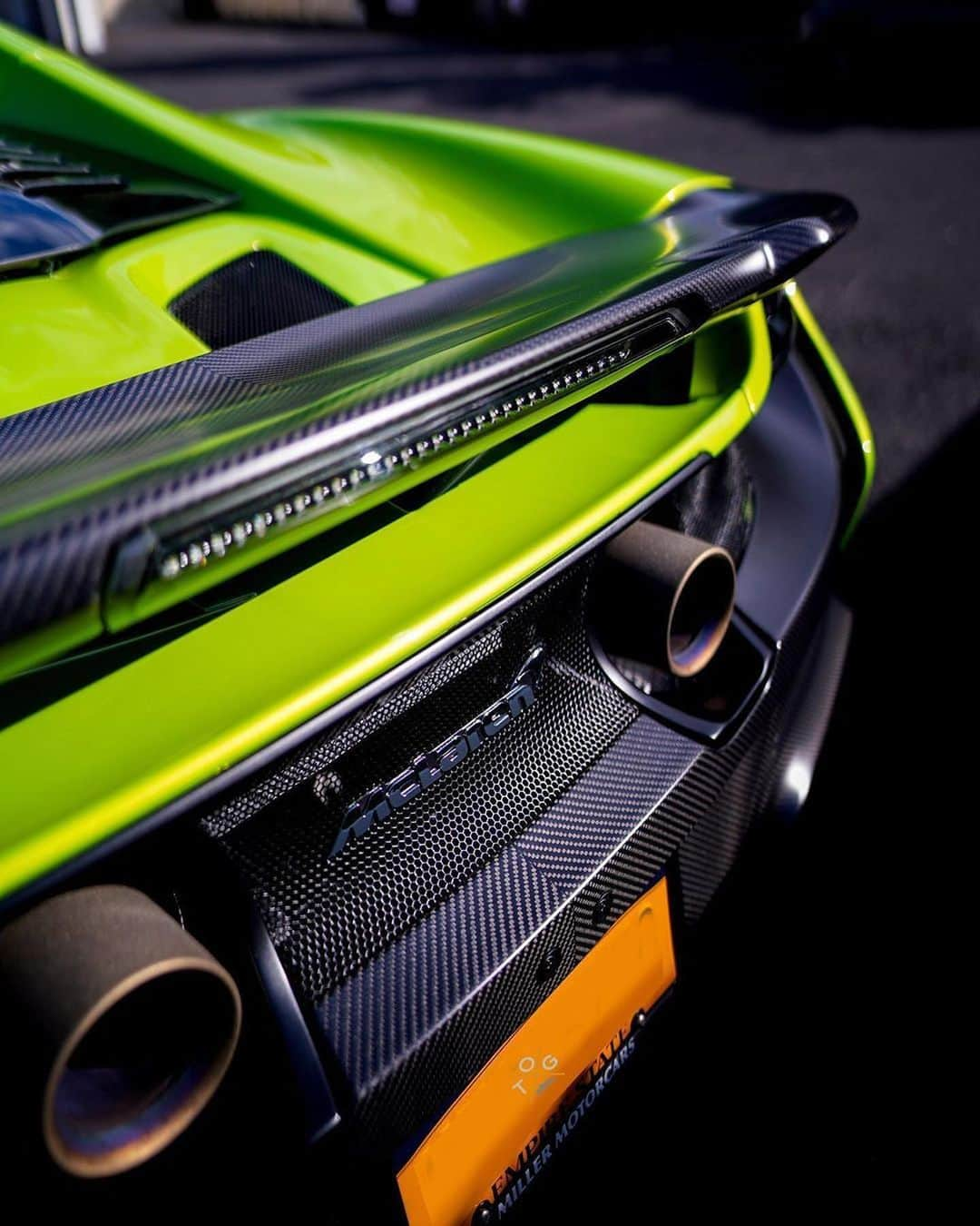 CarsWithoutLimitsさんのインスタグラム写真 - (CarsWithoutLimitsInstagram)「Napier Green #McLaren #675LT Photos @touchofglassdetail  #carswithoutlimits」6月24日 19時24分 - carswithoutlimits