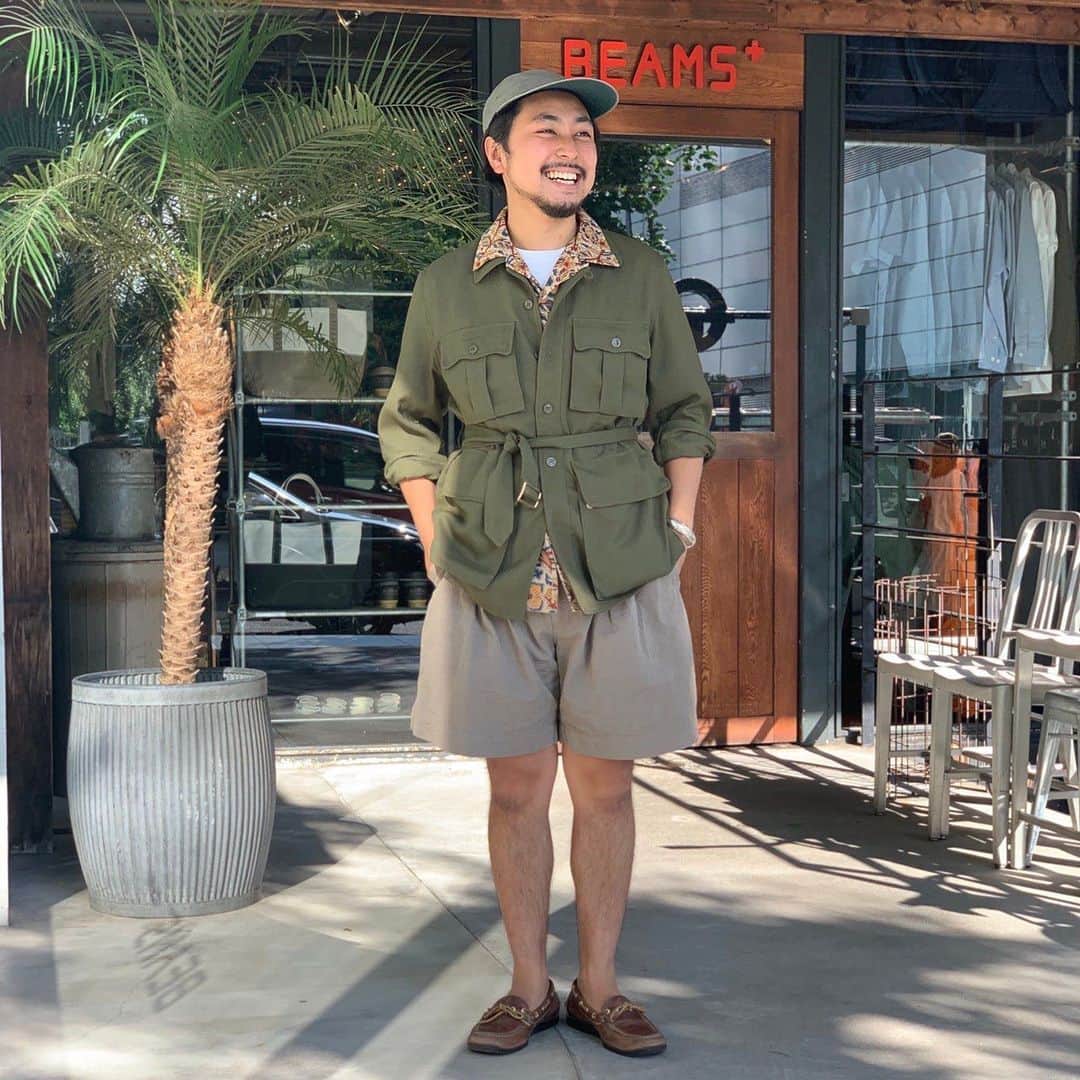のインスタグラム：「BEAMS PLUS STYLE  #beams #beamsplus #beamsplusharajuku #harajuku #tokyo #japan #opencollarshirt #blockprint #tropicaljacket #rancourt #mensfashion #mensstyle #menswear #keepfashionalive」