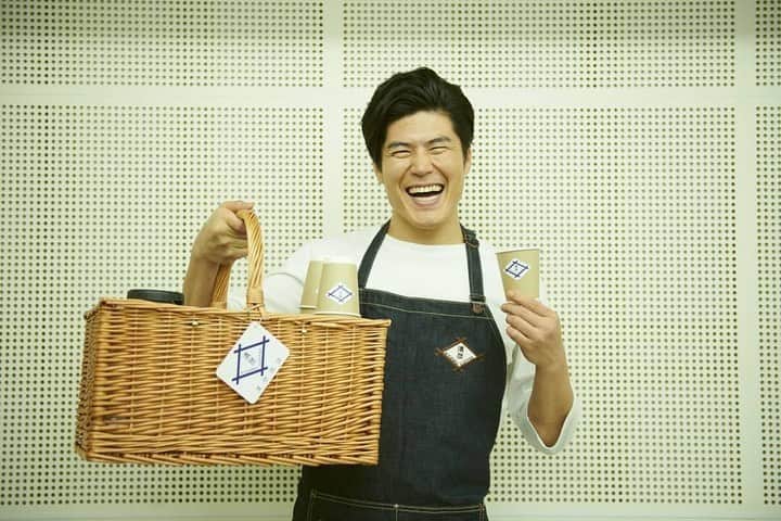 【公式】正しいロックバンドの作り方のインスタグラム