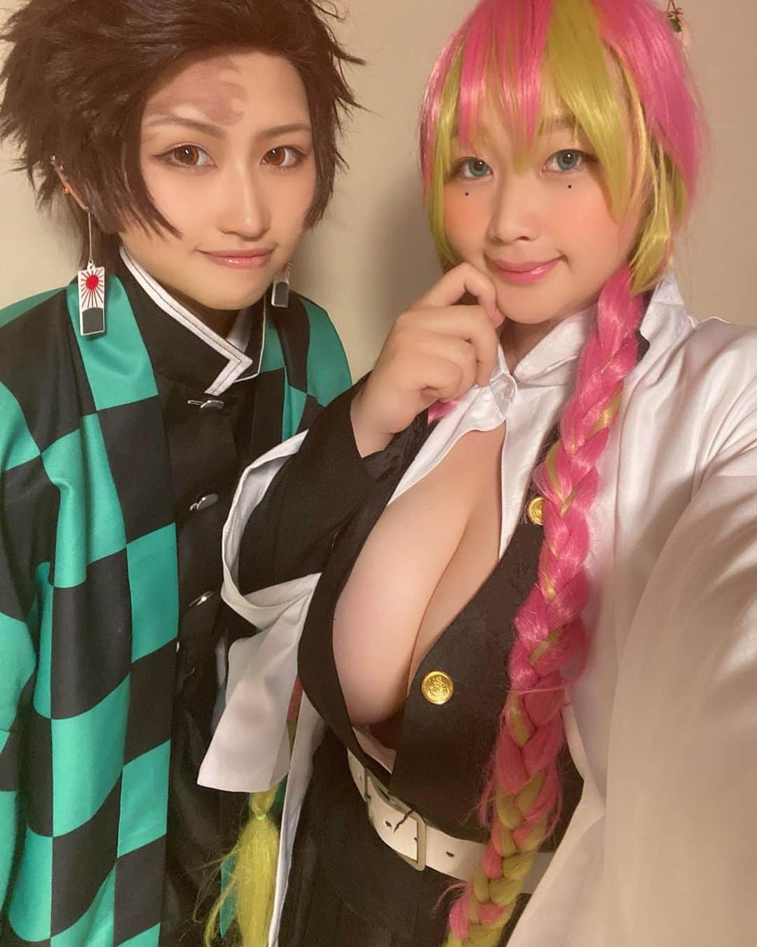 甘露寺蜜璃 コスプレ衣装 おっぱいNEO sister付