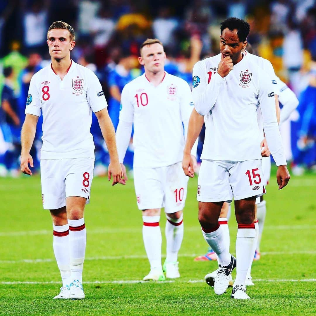 ジョリオン・レスコットさんのインスタグラム写真 - (ジョリオン・レスコットInstagram)「#onthisdayinfootball EURO 2012. • @england 0-0 Italy (2-4 on Pens) • Always tough to exit a tournament, especially on penalties. #football #soccer #euro2012 #italy #penalties #otd」6月25日 3時35分 - joleonlescott