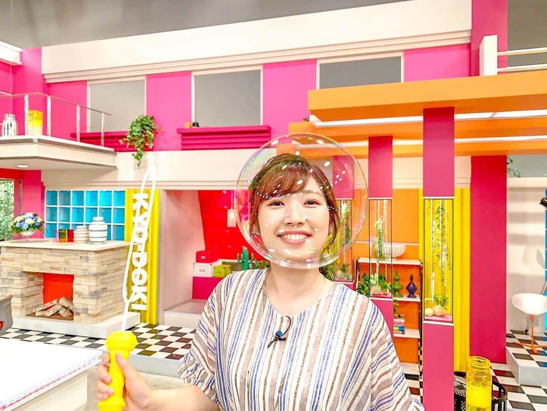 北海道放送「今日ドキッ!」さんのインスタグラム写真 - (北海道放送「今日ドキッ!」Instagram)「見た目は大人、頭脳は子供、煩悩はつきない。  #もちろんスタジオはシャボン玉でいっぱい #掃除するのはもちろんスタッフ」6月24日 22時09分 - hbc_kyodoki