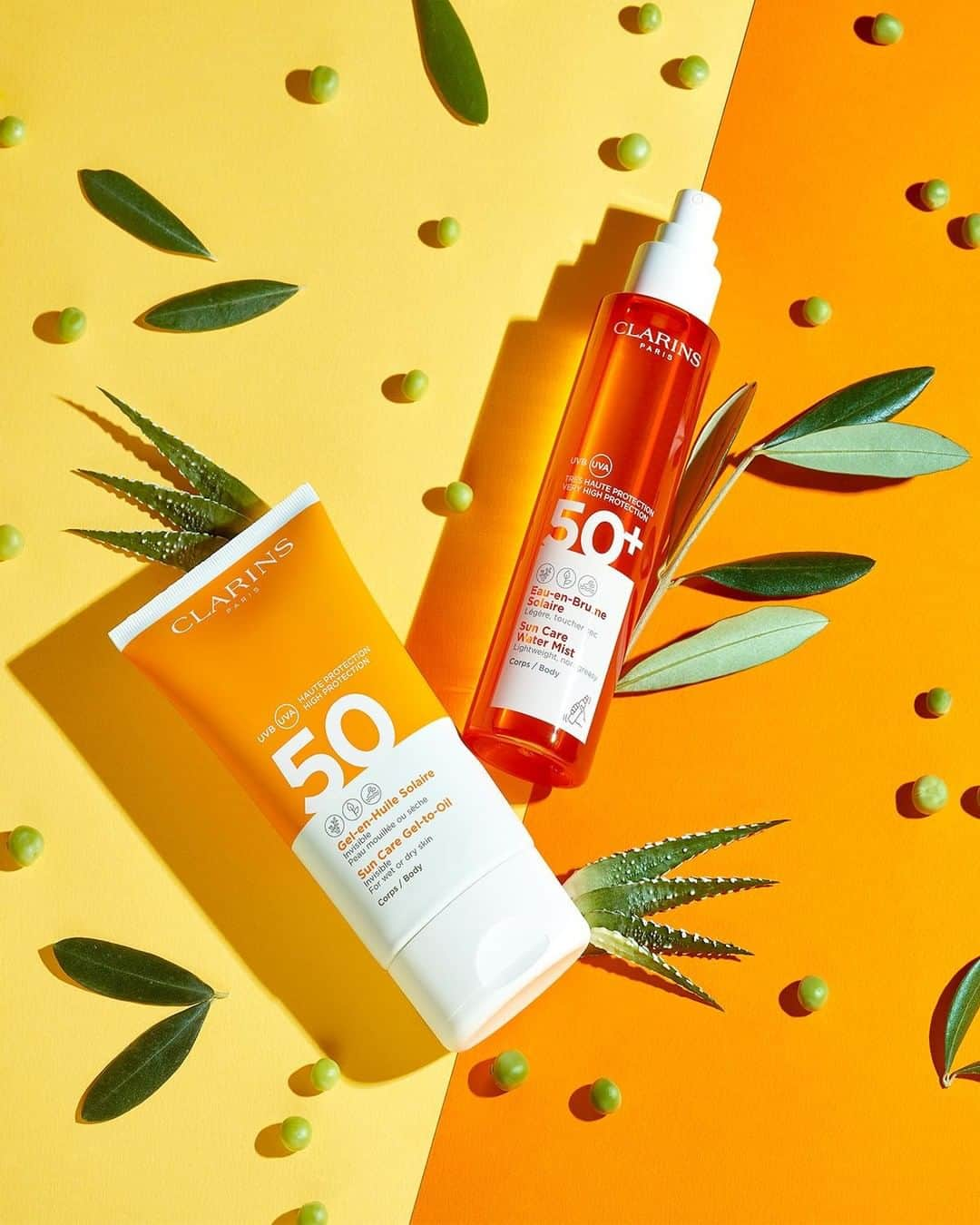 Clarins Franceさんのインスタグラム写真 - (Clarins FranceInstagram)「Les Solaires Clarins n’oublient jamais la planète ! ​Avec des packs éco-pensés et des formules uniques qui respectent la vie des coraux, nos solaires vous protègent tout en respectant l’environnement. ⁣ .⁣ .⁣ #Clarins #MonSoinClarins #SmartSunProtection #ClarinsSunCare​ #SunProtection」6月25日 0時00分 - clarinsfr