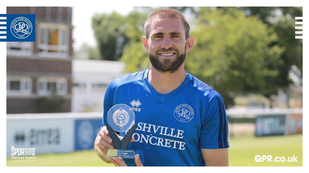 アンヘル・ランヘルのインスタグラム：「‪PFA Community Champion of the Year! 🏆 ‬ ‪I take this award with so much pride but the real heroes are @andyeqpr and his team @qprtrust who I know they work hard day in day out to help those in need. Well done to you all! Feels great to represent this football club on and off the pitch! 💙 @officialqpr ‬」