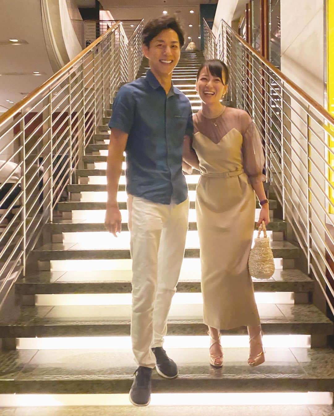 岩間恵のインスタグラム：「今日は、しおみんとお揃いヒールで﻿ お互いの誕生日をお祝いし合った楽しい1日でした♡♡﻿ ﻿ #おそろい #6月生まれ #時々しんや 😏﻿ ﻿  #コメント返せてないけど #全て読んでます ♡」