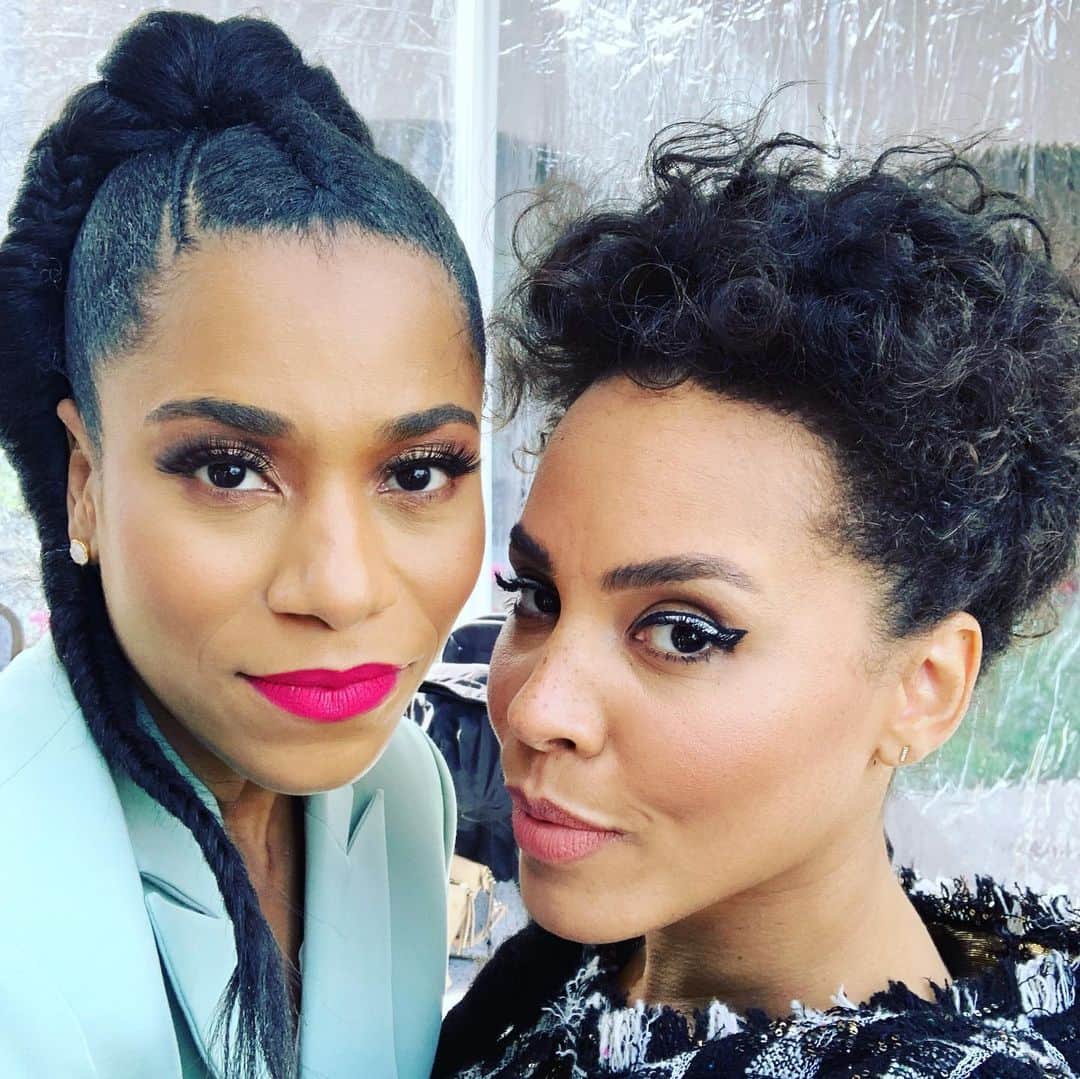 Kelly McCrearyさんのインスタグラム写真 - (Kelly McCrearyInstagram)「Happy birthday to a true QUEEN!!! 👑👑👑 From bucolic summer theater workshops, to Mexican beaches, to the red carpet, I have been blessed by this woman’s friendship, by her huge warm heart, infinite positivity, deep and abiding faith, her humor and wisdom... I could go on and on!!! You are a real one, @amirahvannofficial. I love and admire you, and celebrate you today!!! 💕💕🥂🥂🎂🎂🎉🎉」6月25日 1時18分 - seekellymccreary