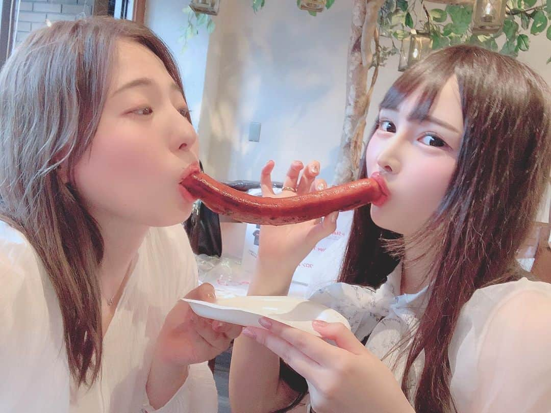 跡美しゅりさんのインスタグラム写真 - (跡美しゅりInstagram)「おっきくしてあげる💜 さきさん(@02290301_32535)らぶち💜  #AV女優 #跡美しゅり」6月25日 11時17分 - atomi_shuri