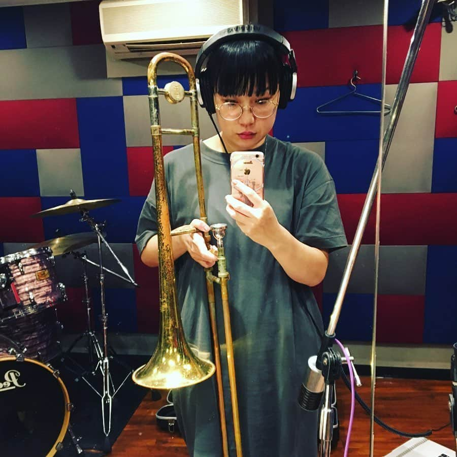 ファンファンさんのインスタグラム写真 - (ファンファンInstagram)「20200624 トロンボーン激ムズ まずはメンテ出そ！ #bachtrombone #おふるのおふる」6月25日 12時15分 - fafafafafanfan