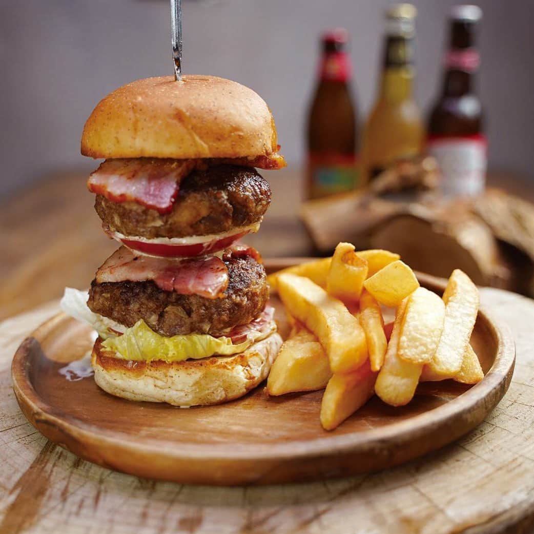 PIT TAVERN 栄店（公式）のグルメインスタ