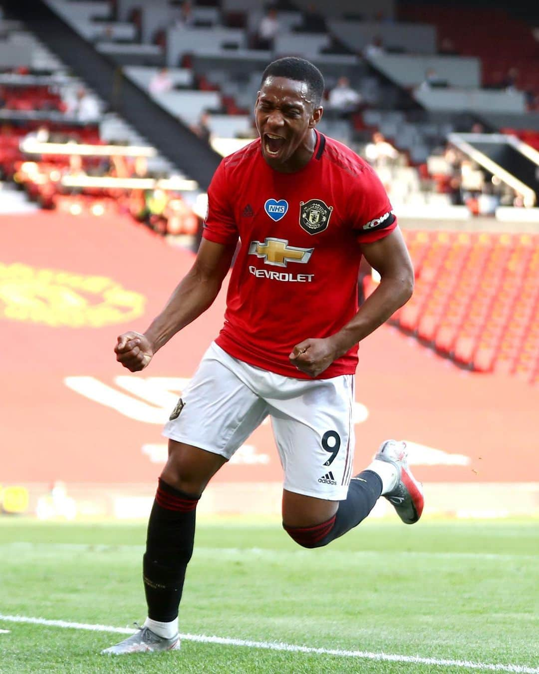 マンチェスター・ユナイテッドさんのインスタグラム写真 - (マンチェスター・ユナイテッドInstagram)「That feeling when you score your first #MUFC hat-trick – what a night for Anthony #Martial! ⚽️⚽️⚽️ #PremierLeague」6月25日 3時42分 - manchesterunited