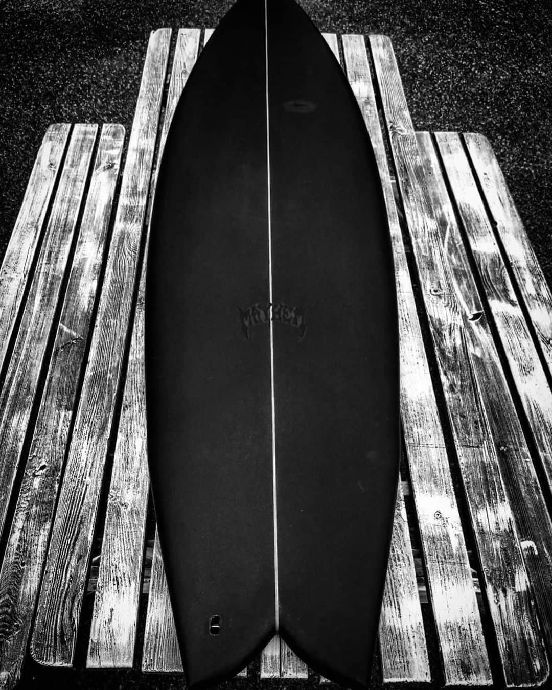 ロストさんのインスタグラム写真 - (ロストInstagram)「Custom Swordfish by #lostsurfboards 📷@lost_hossegor」6月25日 3時46分 - lost9193