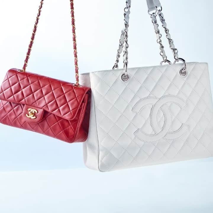 GILTのインスタグラム：「Get your vintage fix. #Chanel is here.」