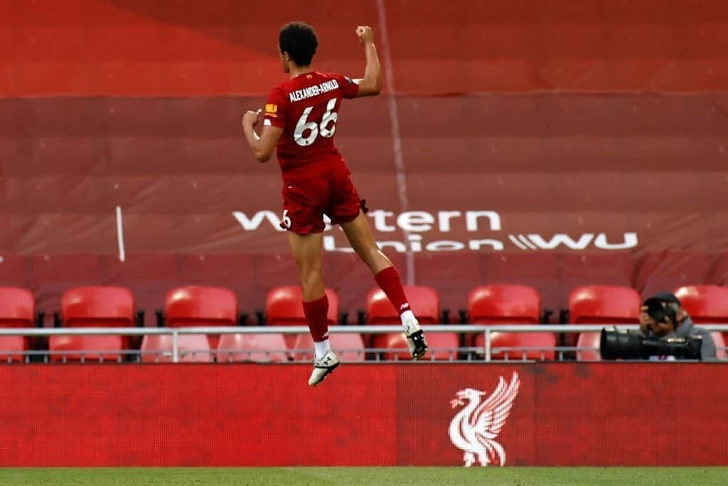 トレント・アレクサンダー＝アーノルドさんのインスタグラム写真 - (トレント・アレクサンダー＝アーノルドInstagram)「Liverpool FC vs Crystal Palace (24-06-2020) 🔴📷: Phil Noble 🔴 @trentarnold66 🔴  Tags ignore: #trentarnold #TAA66 #team66 #trentalexanderarnold #team66 #trentalexander  #milner #hendo #gerrard #benwoodburn #liverpool #lfc #salah #mane #firmino #robertson #vandijk #minamino  #chamberlain #aoc #lallana #matip #lovren  #moreno #football  #l4l #f4f #lfl #lovelfc」6月25日 4時50分 - trentaa66