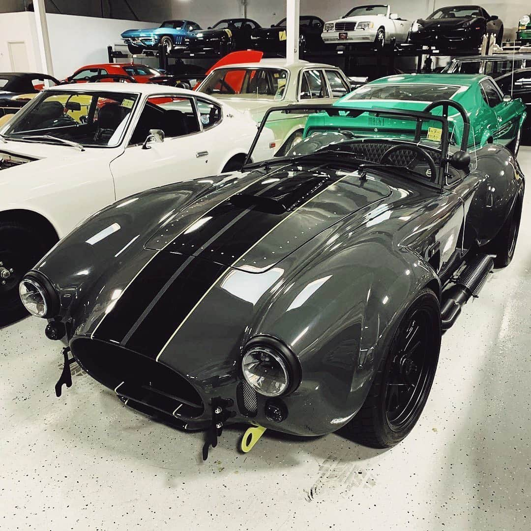 CARLiFESTYLEさんのインスタグラム写真 - (CARLiFESTYLEInstagram)「Who can name this beast? Check out @motorcarclassics for more! #carlifestyle」6月25日 5時17分 - carlifestyle