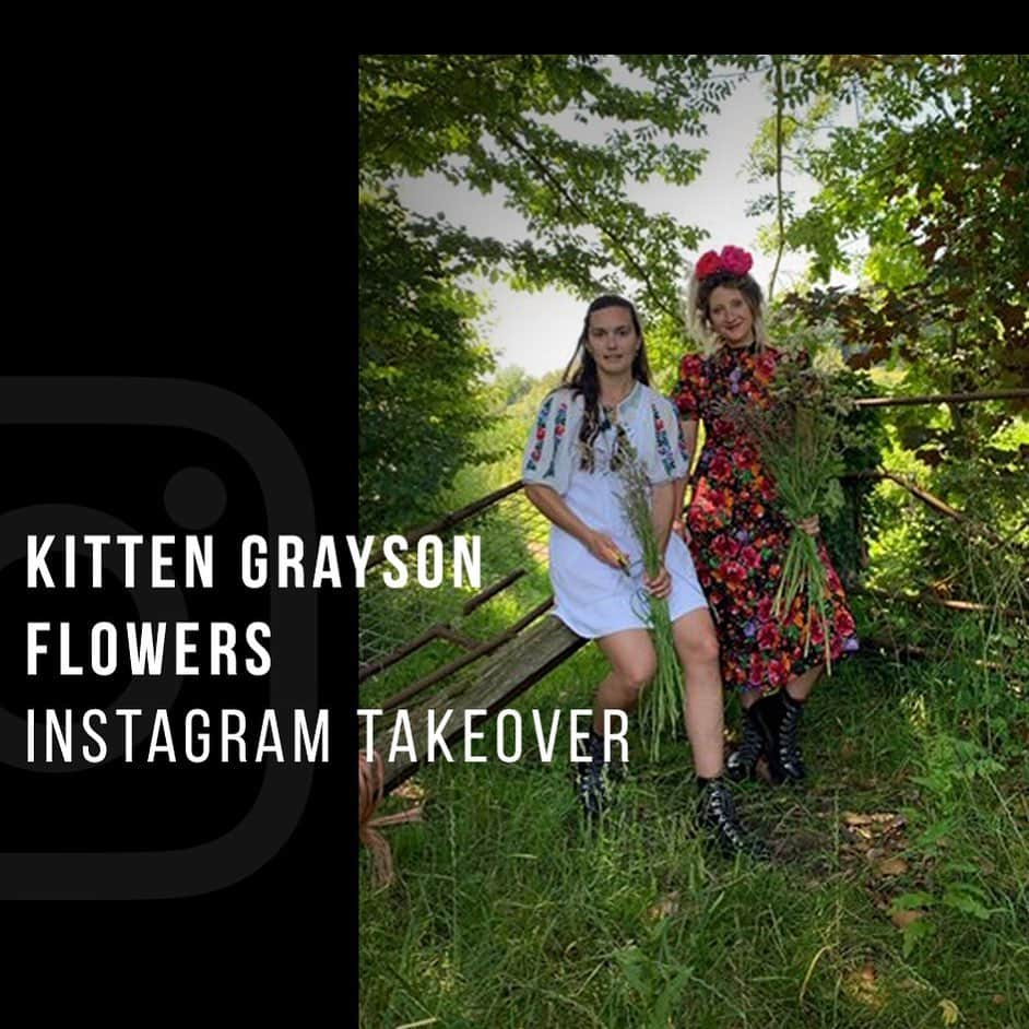 グレンソンさんのインスタグラム写真 - (グレンソンInstagram)「This weekend our wonderful friends Florists and Plants women Kitten Grayson and the Creative Director Harriette Tebbutt were due to create amazing flower installations for Glastonbury’s 50th anniversary. For obvious reasons, they aren’t there but are close by in the neighbouring town of Bruton in Somerset where they spend allot of their time. So we asked them to take over our Instagram feeds for the weekend to show us what they get up too!  Enjoy.  #kittengraysonflowers #instagramtakeover #glastonbury2020 #florist #flowers #plants #thegoodshoe」6月25日 5時41分 - grensonshoes