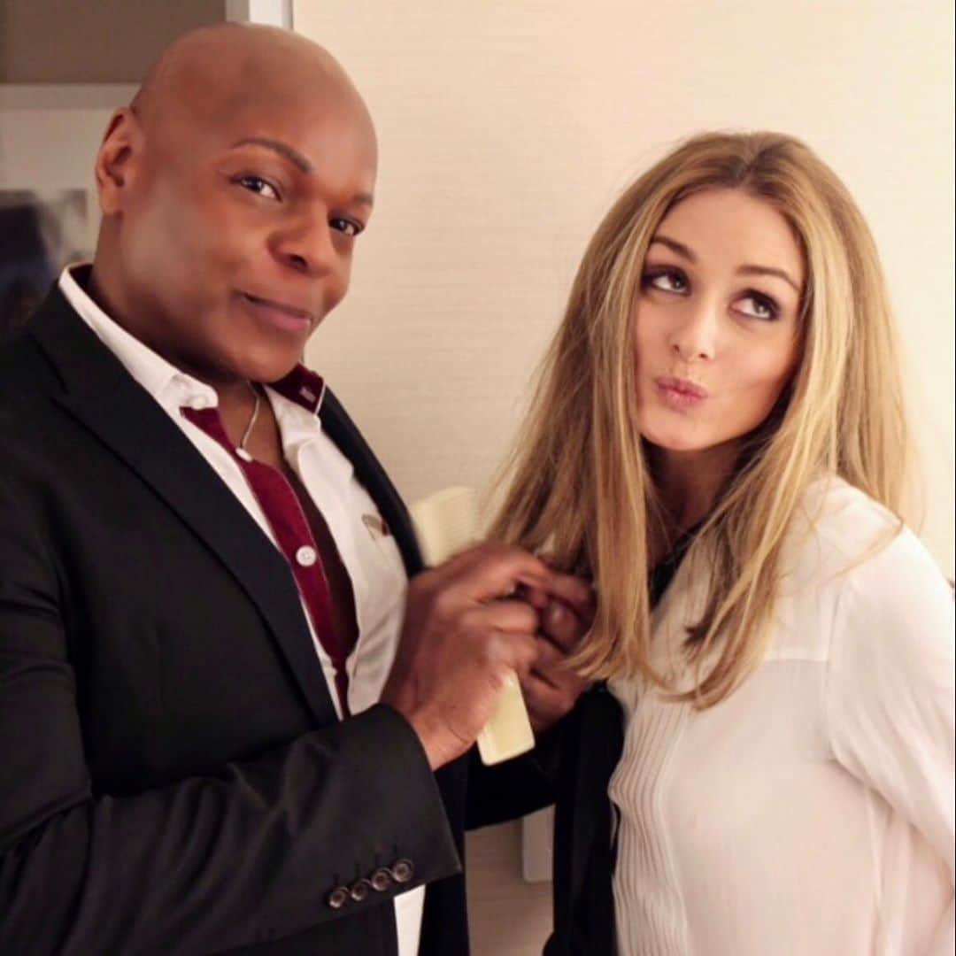 オリヴィア・パレルモのインスタグラム：「Like everyone, I have been eager for it to be safe enough to get a haircut 💇🏼‍♀️ Now that NYC entered Phase 2 of reopening, I got my hair done! My go-to hair stylist @andrecelebhair shared some insights into my cut, present and past. Link in bio to read more and see my new do! 😉💁🏼‍♀️」