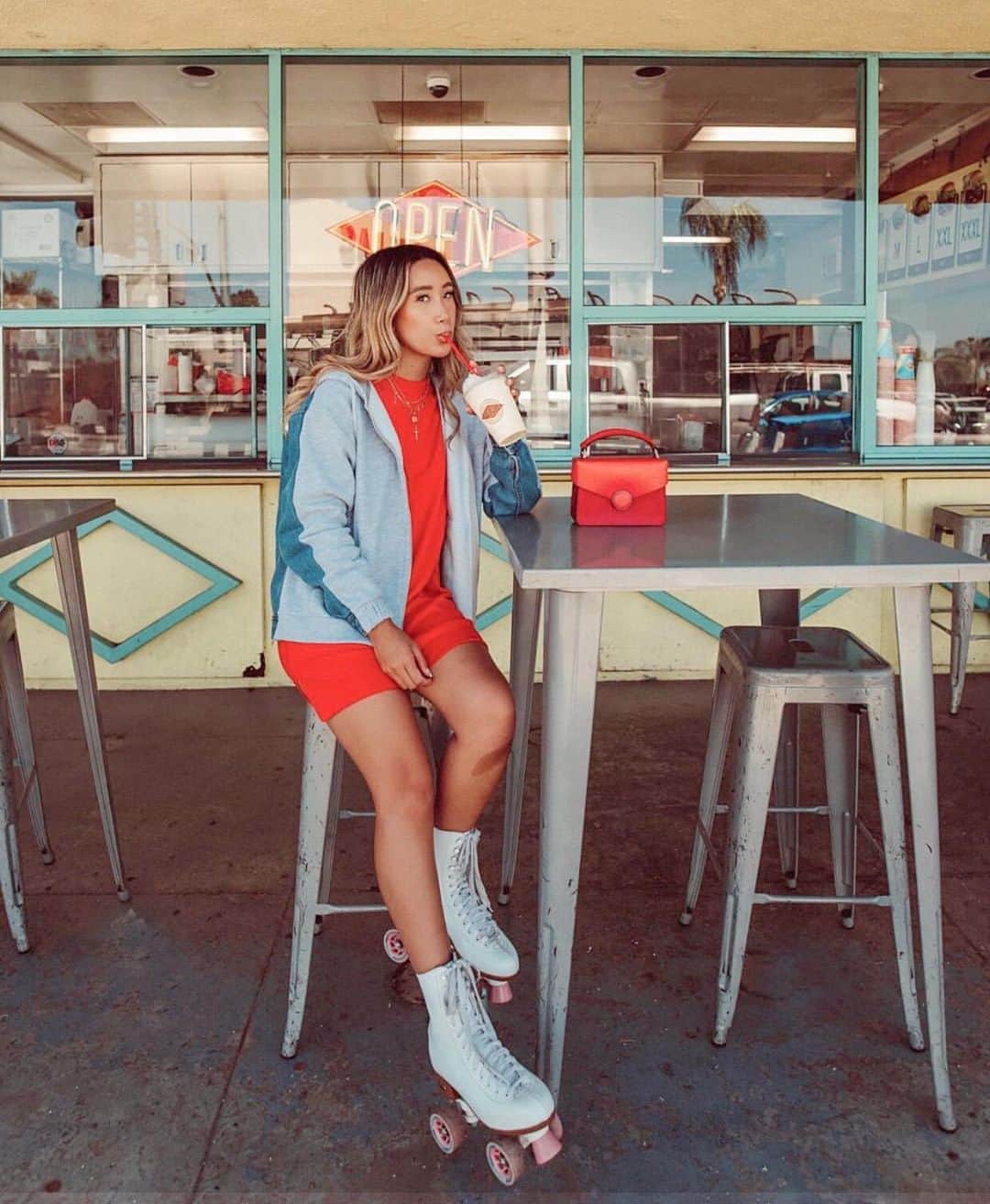 ボトキエのインスタグラム：「Celebrating L O V E with 50% off the #pride collection • a portion of proceeds will be donated to @trevorproject in support of the LGBTQ+ community 🏳️‍🌈 #loveislove #lovewins」