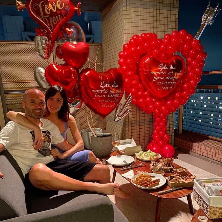 アンドレス イニエスタさんのインスタグラム写真 アンドレス イニエスタinstagram Y Este Dia Lo Cambio Todo Para Mi Cambio Mi Vida Cambio Nuestras Vidas Hasta El Infinito 24 6 07 Lomejorestaporllegar Ravapas この日が僕の全てを 僕たちの人生