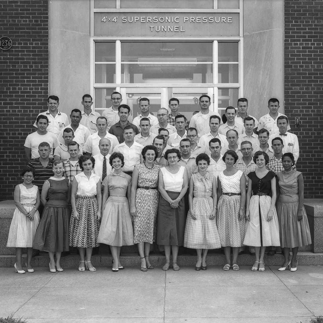 NASAさんのインスタグラム写真 - (NASAInstagram)「👩🏾‍🔬🚀🌟 Mary Jackson never accepted the status quo.⁣⁣⁣ ⁣⁣⁣ Today we announced that our headquarters building in Washington, DC, will be named after engineer Mary W. Jackson, who overcame barriers to become NASA’s first Black woman engineer. ⁣⁣⁣ ⁣⁣⁣ Jackson started her NASA career in 1951 at what is now @NASALangley in Virginia as a human computer – a mathematician who performed hand calculations for NASA missions. After two years working in the West Area Computing unit, she received an offer to work in Langley’s Supersonic Pressure Tunnel, where she conducted extensive aeronautics research and authored or co-authored over a dozen research papers. She was promoted and, in 1958, became our first Black woman engineer.⁣⁣⁣ ⁣⁣⁣ In 1979, Jackson made a final career change, leaving engineering to become the program manager for NASA Langley’s Federal Women’s Program. She would dedicate the rest of her career to the hiring and promotion of the next generation of women mathematicians, scientists, and engineers. She was posthumously awarded the Congressional Gold Medal in 2019 and was portrayed by @JanelleMonae in the Oscar-winning film #HiddenFigures.⁣⁣⁣ ⁣⁣⁣ Our Administrator @JimBridenstine noted, "We know there are many other people of color and diverse backgrounds who have contributed to our success, which is why we’re continuing the conversations started about a year ago with the agency’s Unity Campaign. NASA is dedicated to advancing diversity, and we will continue to take steps to do so.”⁣⁣⁣ ⁣ #MaryJackson #BlackinSTEM #WomeninSTEM #NASA #HiddenFigures」6月25日 7時23分 - nasa