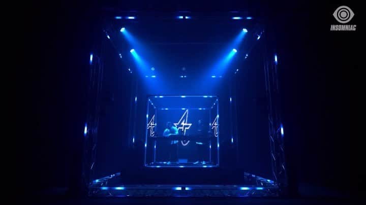 Adventure Clubのインスタグラム：「tag a friend if you’re ready for high like this༄ @diaframpton @squiredmusic」