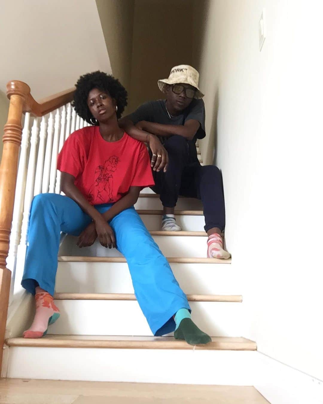 セオフィラス・ロンドンのインスタグラム：「Finally met someone in the kingdom who dances and moves the way I do . See the last slide for testimony - @tallblackandbeautiful ✨🎺」