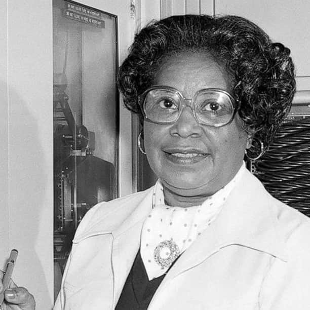 ABC Newsさんのインスタグラム写真 - (ABC NewsInstagram)「Mary W. Jackson was once a "hidden figure" at NASA, but now her name will grace the agency's office in the nation's capital.⁣ ⁣ NASA announced this week that its Washington, D.C., headquarters will be renamed in honor of Jackson, the agency's first Black female engineer and who spent decades juggling complex research with pushing for more diversity in scientific fields.⁣ ⁣ Jackson, a Hampton, Virginia native, earned a degree in math and physical sciences in 1942 and worked as a teacher, bookkeeper and Army secretary before she joined NASA's predecessor, the National Advisory Committee for Aeronautics, in 1951. She worked on several engineering projects, including ones that involved the Supersonic Pressure Tunnel, and her supervisor suggested she enter a training program to be promoted to engineer.⁣ ⁣ "She was a scientist, humanitarian, wife, mother, and trailblazer who paved the way for thousands of others to succeed, not only at NASA, but throughout this nation," Carolyn Lewis, Jackson's daughter, said in a statement.⁣ ⁣ Jackson's work, along with that of other Black female NASA scientists, was highlighted in the 2016 book "Hidden Figures: The American Dream and the Untold Story of the Black Women Mathematicians Who Helped Win the Space Race." Janelle Monáe portrayed Jackson in the film adaptation that came out the same year.⁣ ⁣ Last year, Jackson and "Hidden Figures" colleagues Katherine Johnson, Dorothy Vaughan and Christine Darden were awarded Congressional Gold Medals, and Congress voted to rename the street outside NASA's D.C. headquarters Hidden Figures Way. (📷: NASA)」6月25日 8時36分 - abcnews