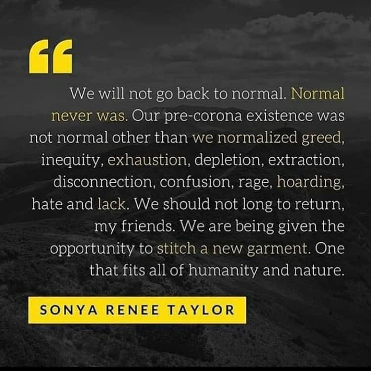 ミーナ・スヴァーリのインスタグラム：「✨❤️✊🏻✊🏼✊🏽✊🏾✊🏿❤️✨ #QuotesILove #TheNewNormal #WeCanDoBetter #EnoughIsEnough #WednesdayWisdom」