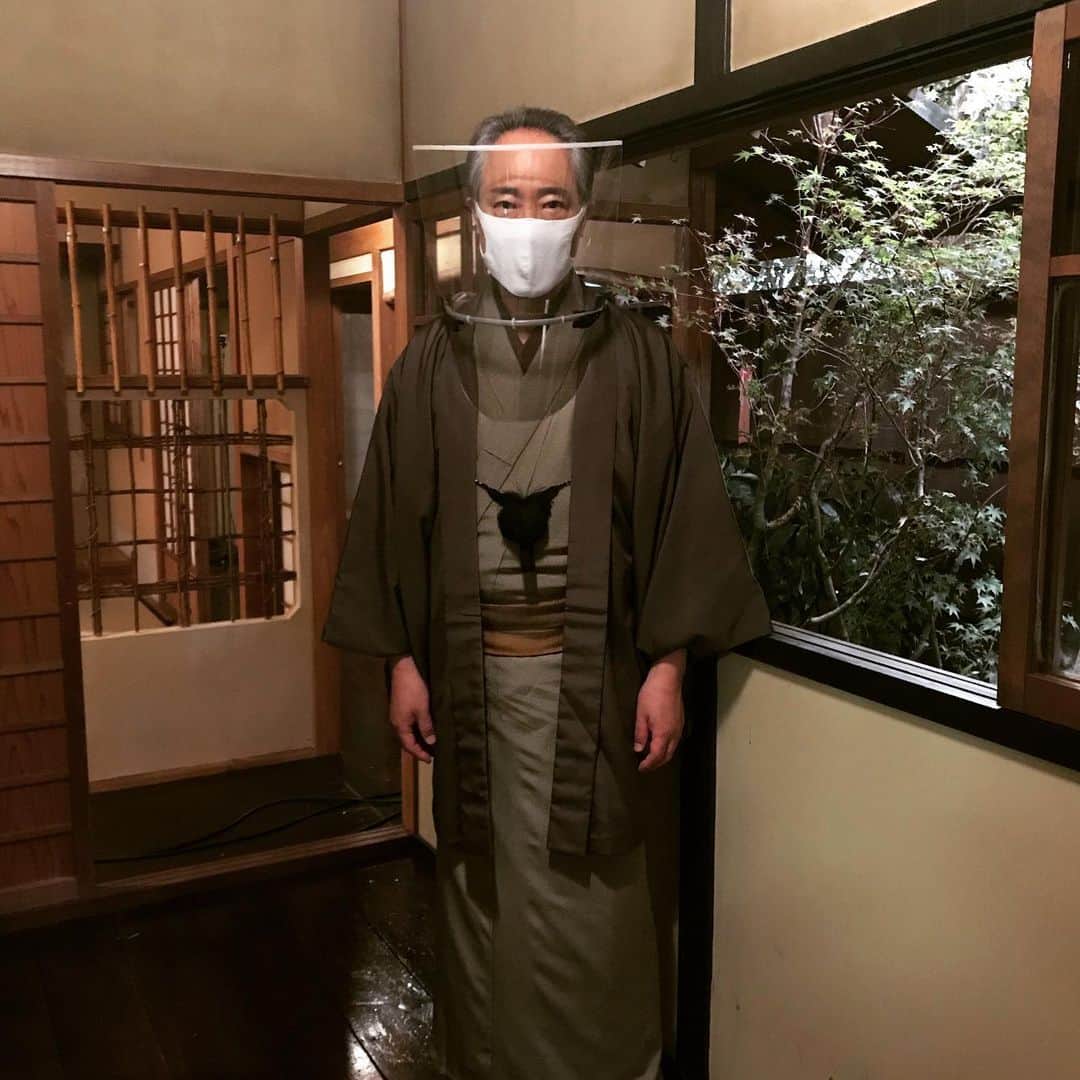 佐野史郎のインスタグラム：「撮影現場にて #私たちはどうかしている#日本テレビ#佐野史郎#光月庵#大旦那」