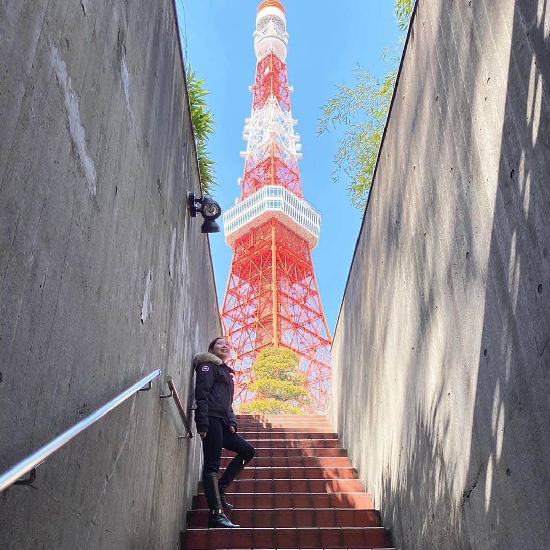 May Pakdee メイ パクディさんのインスタグラム写真 - (May Pakdee メイ パクディInstagram)「#TokyoTower episode ❤️ taken by our director who found this awesome photo spot✨ #NHKWorld . #Tokyo #Japan . . . 東京タワー編でディレクターのヒロさんが見つけてくれたフォトスポットです。🤩　結構気に入ってる😂🙏🏼、#東京タワー　#NHK #撮影は2月　#防寒完備　#また行きたい」6月25日 9時32分 - maypakdee